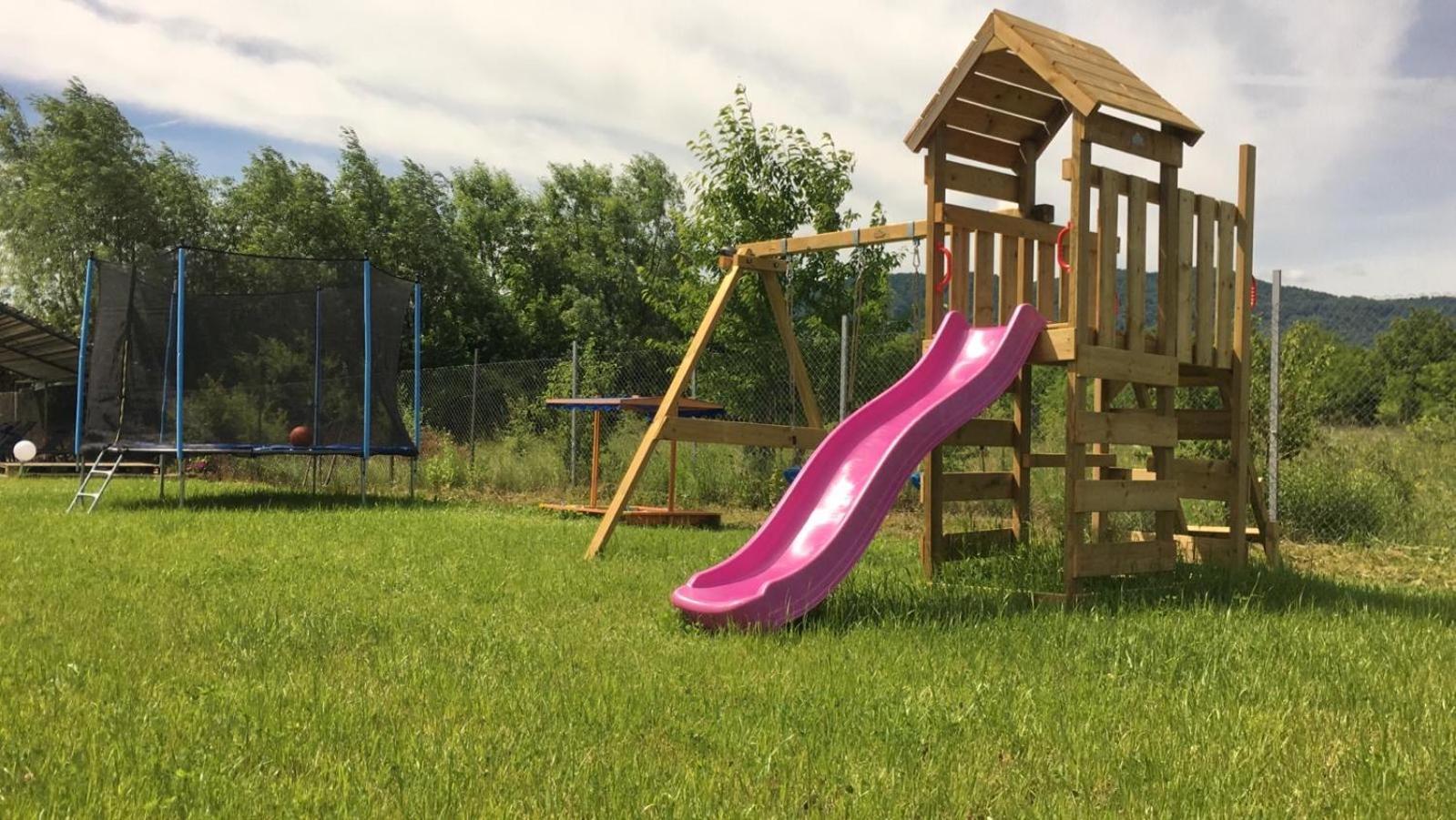 Sun Garden Glamping Domes Hotel Călimăneşti Eksteriør billede